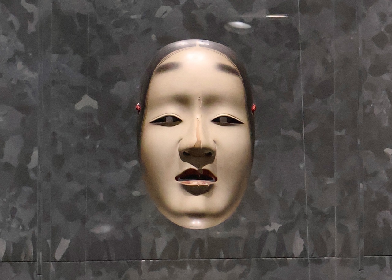 能面「小面」の展示写真