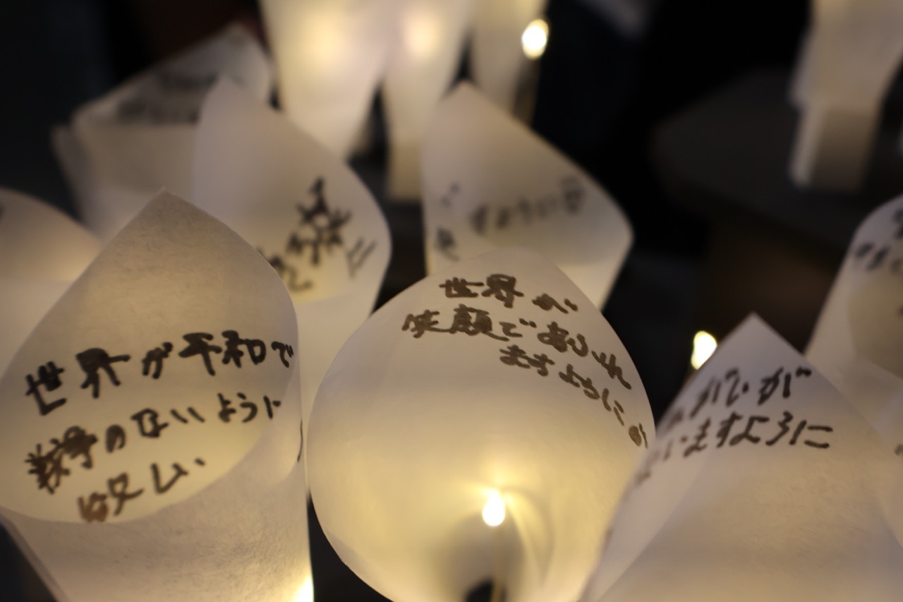 完成したランプシェードの灯り